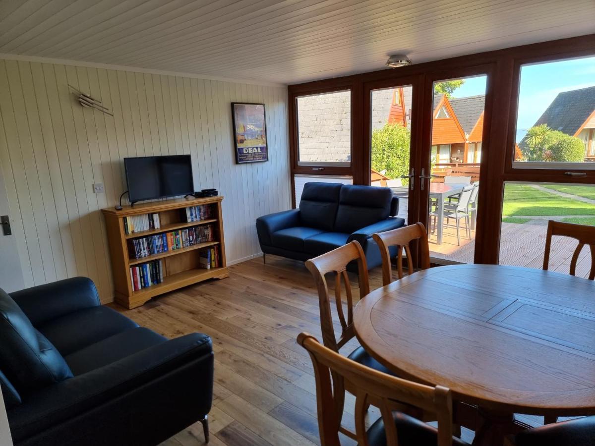 Chalet Brightstone Kingsdown Cliffs Location With Indoor Pool, Tennis Court, Mini-Golf Short Walk To Beach And 3 Great Local Pubs المظهر الخارجي الصورة
