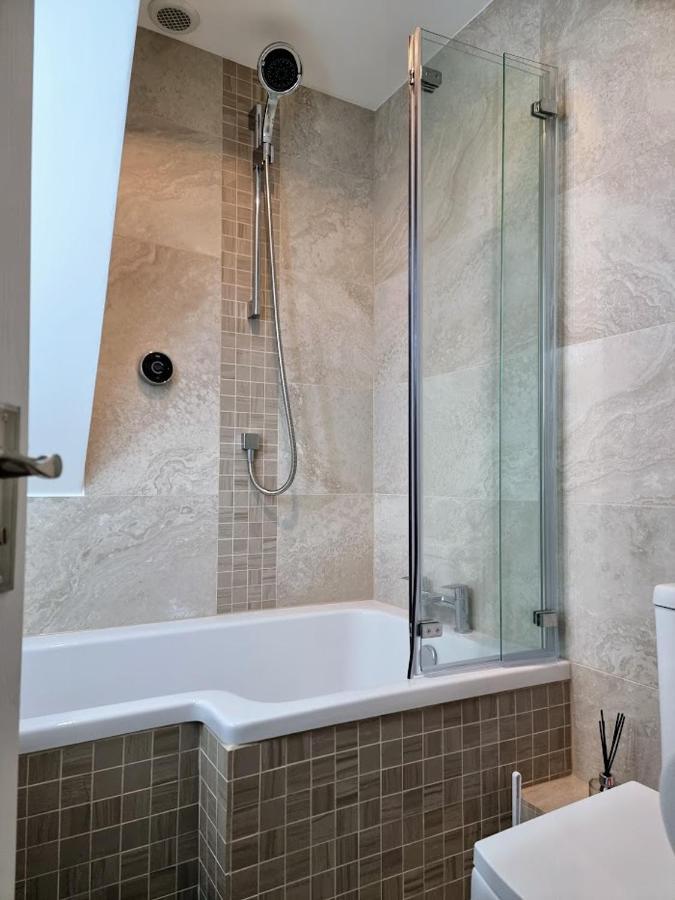 Chalet Brightstone Kingsdown Cliffs Location With Indoor Pool, Tennis Court, Mini-Golf Short Walk To Beach And 3 Great Local Pubs المظهر الخارجي الصورة